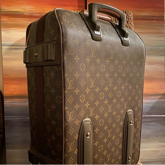 🎁HOLIDAY SALE!!! Authentic SUITCASE Louis Vuitton Monogram Pegasus Carryon. - Picture 4 of 8